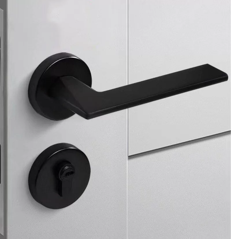 So sánh khóa tay gạt và khóa tròn: Nên chọn loại nào tốt hơn?